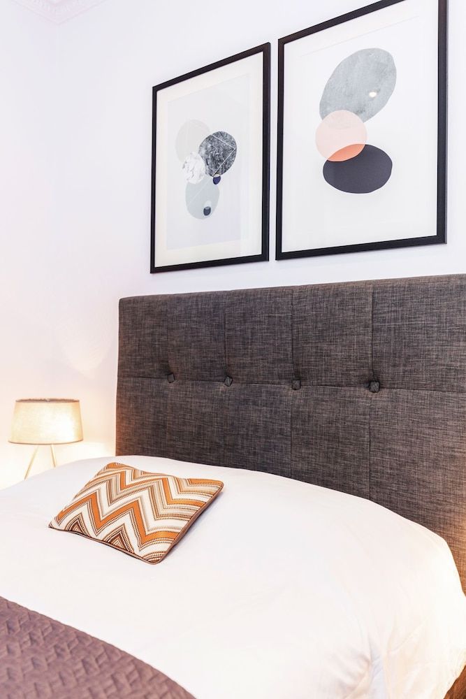 undefined Harrods Luxury Apartments 8