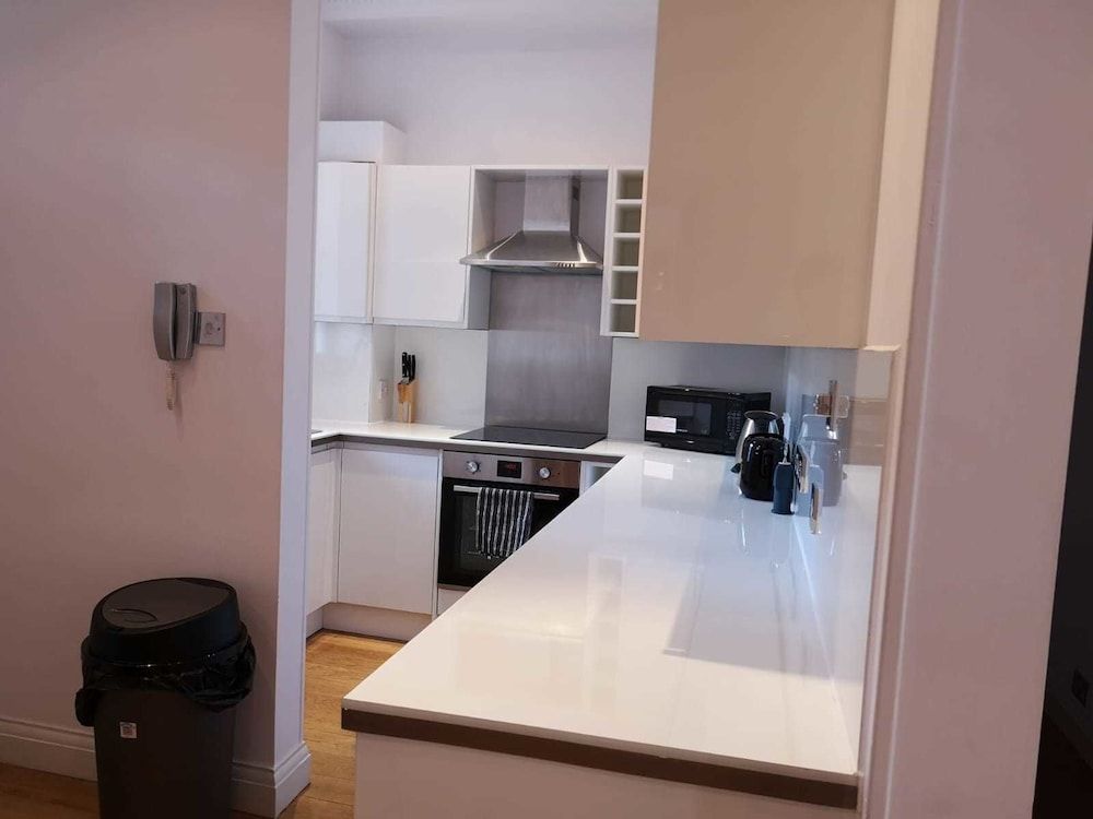 Harrods Luxury Apartments Luxury Apartment, 2 Bedrooms, City View 17