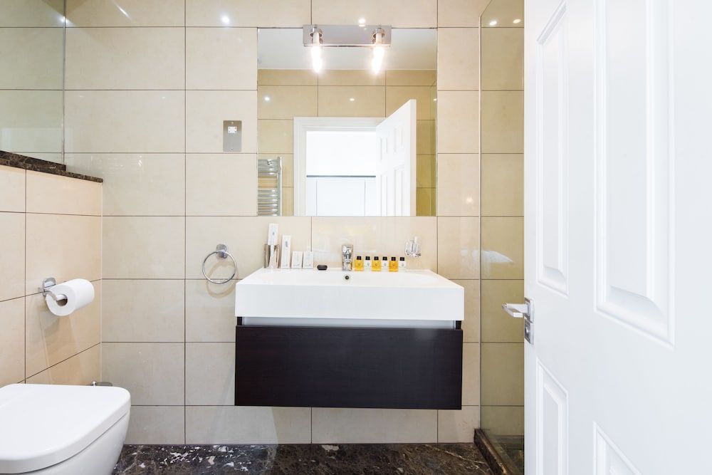 Lancaster Gate ,Hyde Park by London Hotel Collection Standard Apartment, 1 Bedroom 8