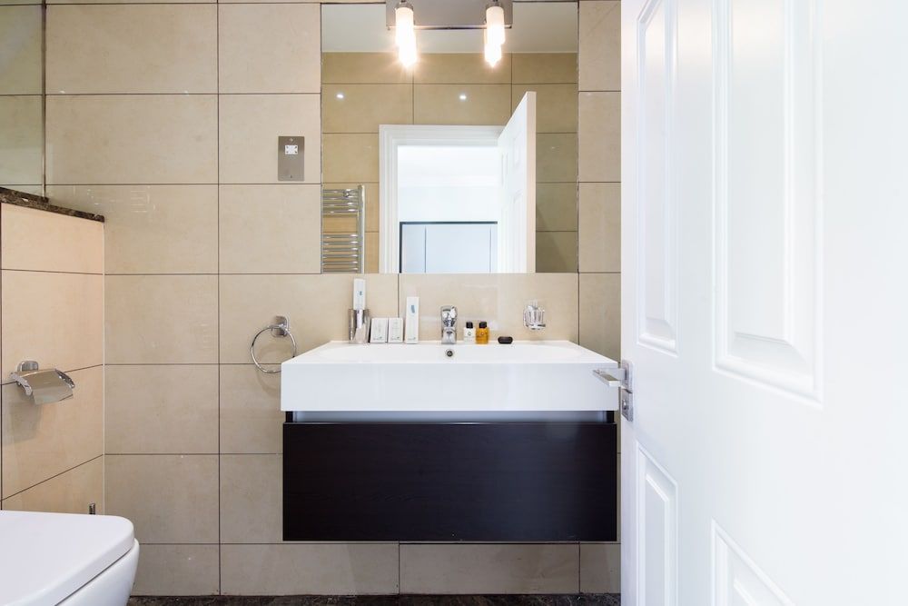 Lancaster Gate ,Hyde Park by London Hotel Collection Apartment, 2 Bedrooms (LG6) 12