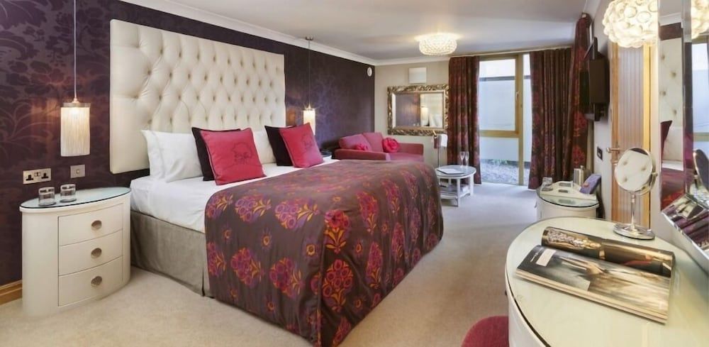 Cedar Manor Luxury Studio Suite