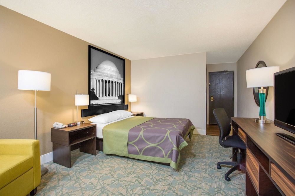 Room, 1 Queen Bed, Accessible, Non Smoking (Mobility)