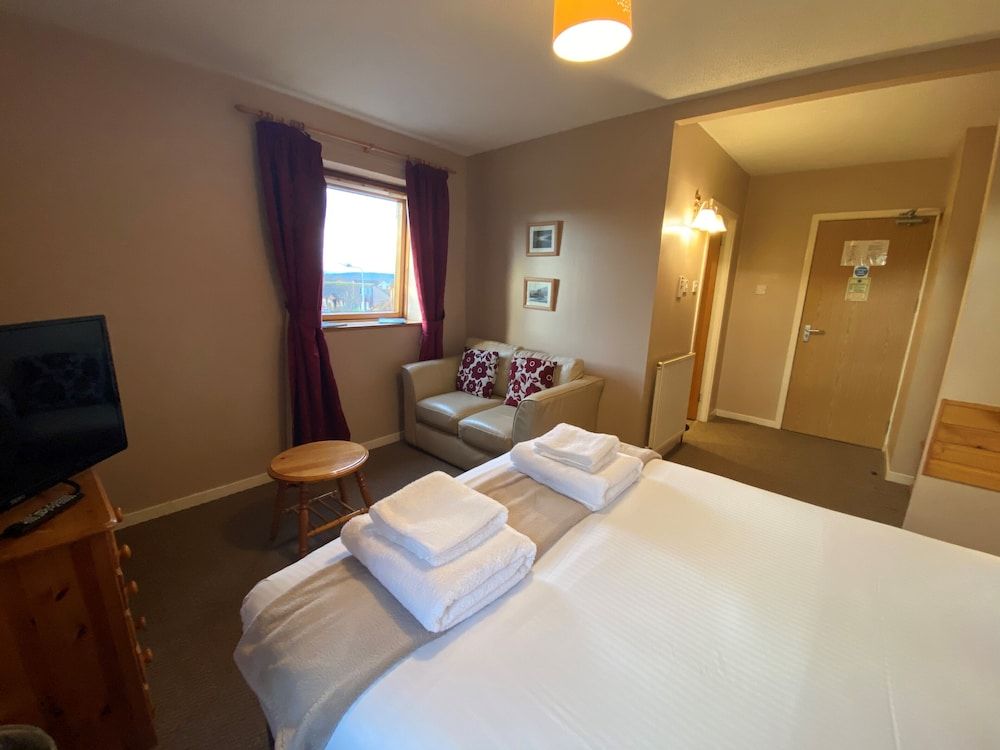 Smithton Hotel Double Room 7