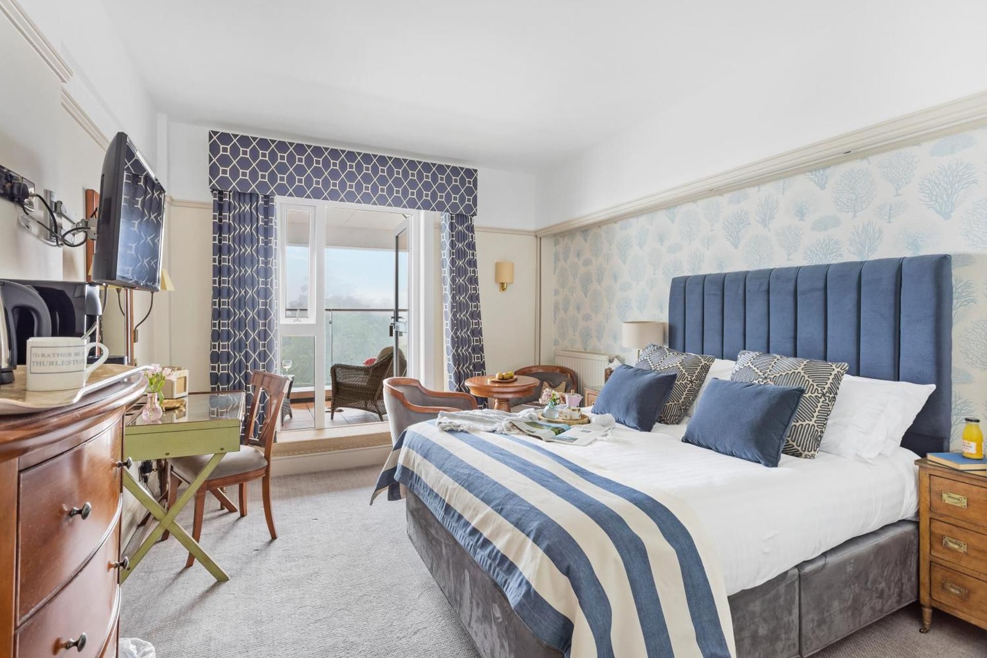 Double Room with Balcony and Sea View