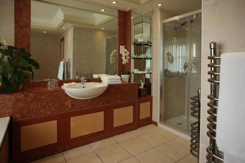 Thurlestone Hotel Premier Double Room, Sea View 4