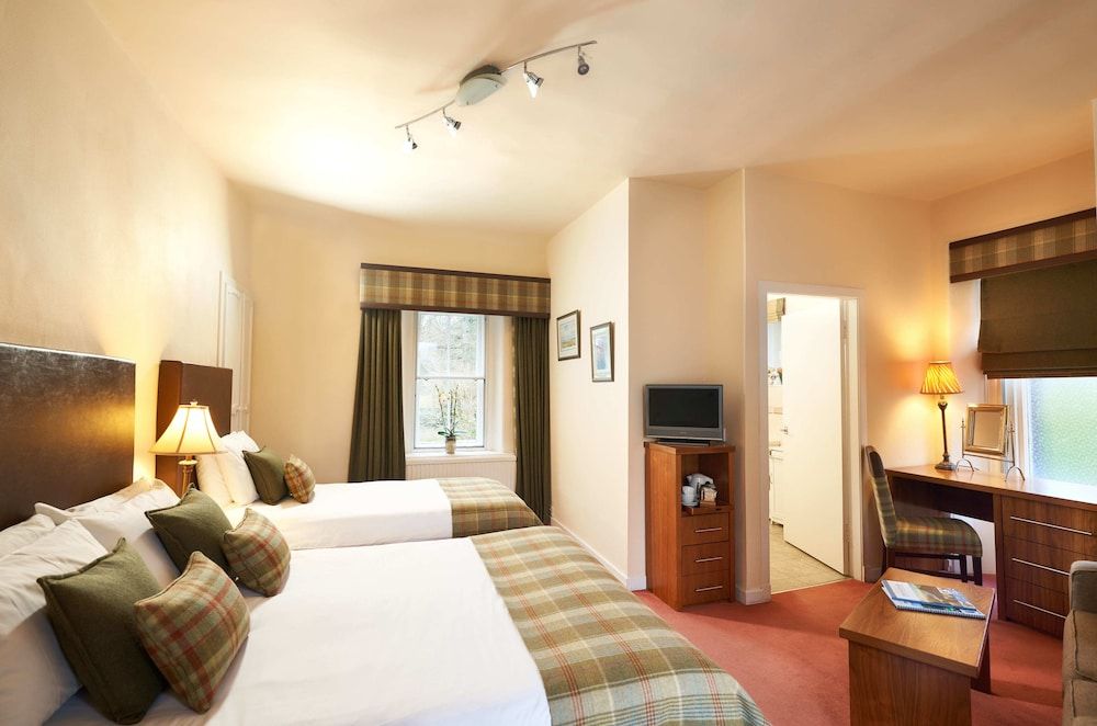 Poppies Hotel Twin Room 2