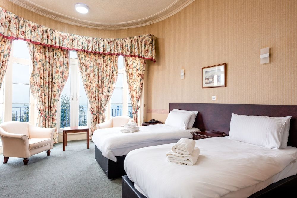 Superior Twin Room, 2 Twin Beds, Sea View