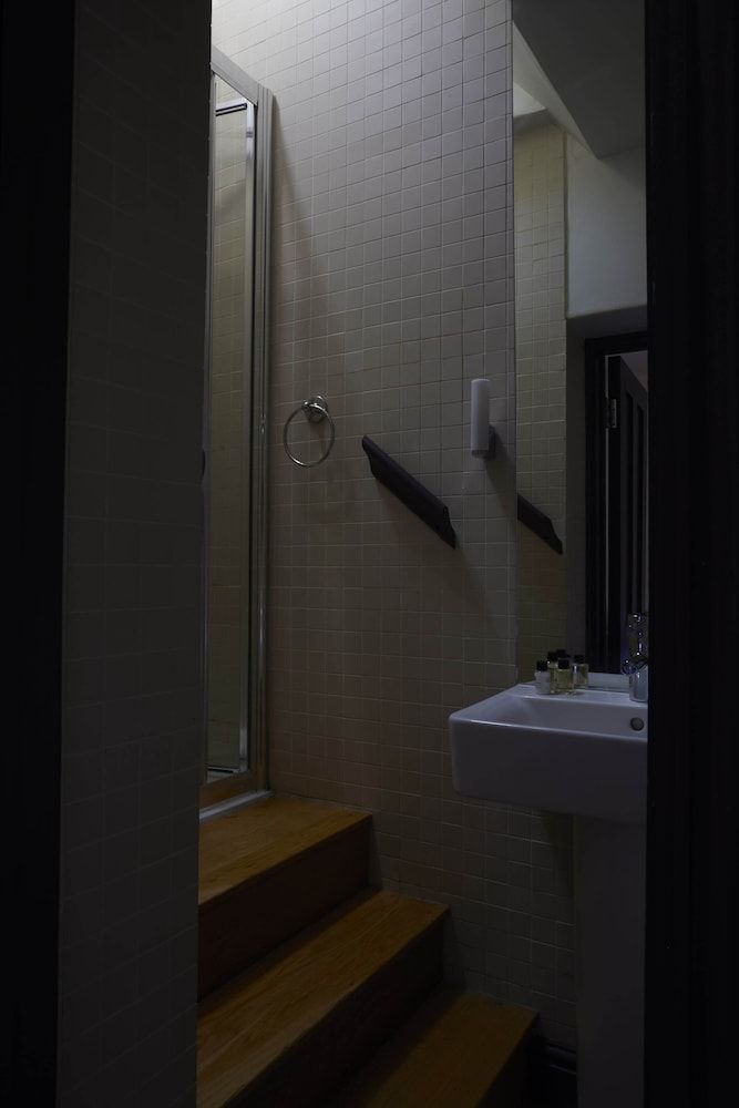 Archangel Classic Single Room 2