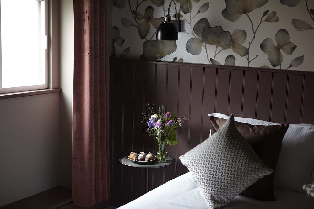 Archangel Classic Double Room 8