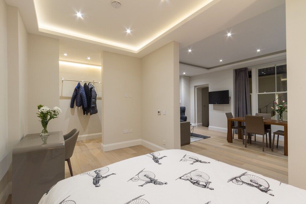 undefined 1 Palace Gardens 4