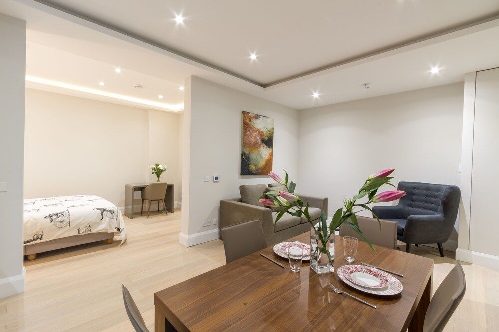 undefined 1 Palace Gardens 10