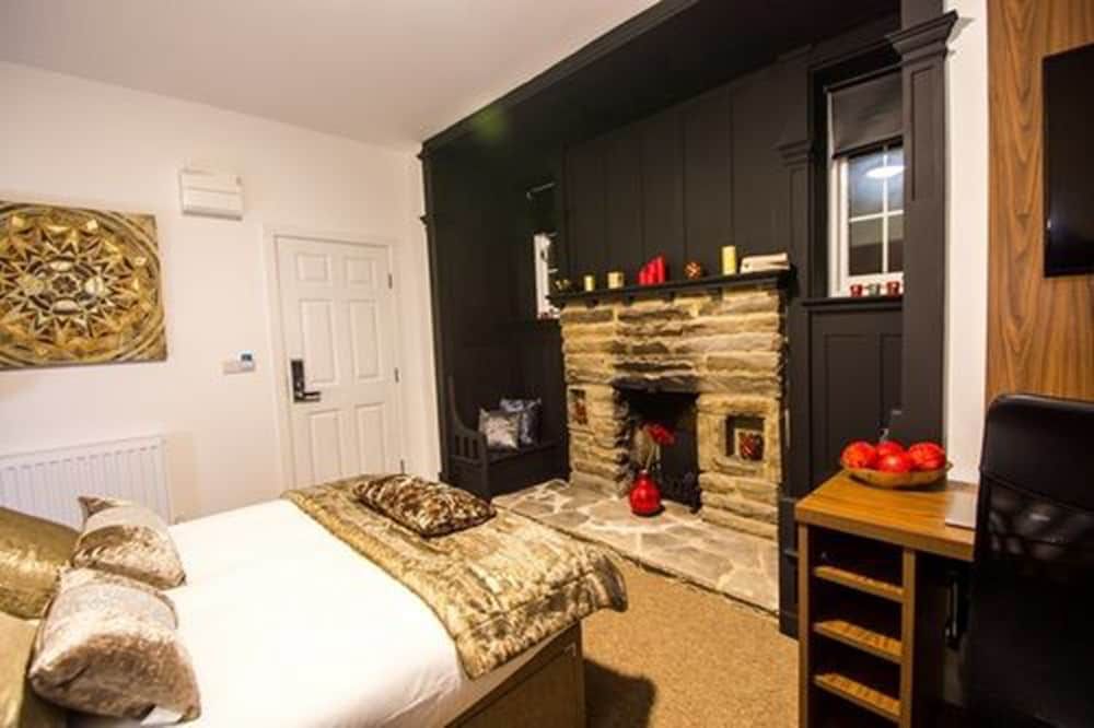 Trivelles Gatwick Superior Twin Room, 1 Bedroom 4