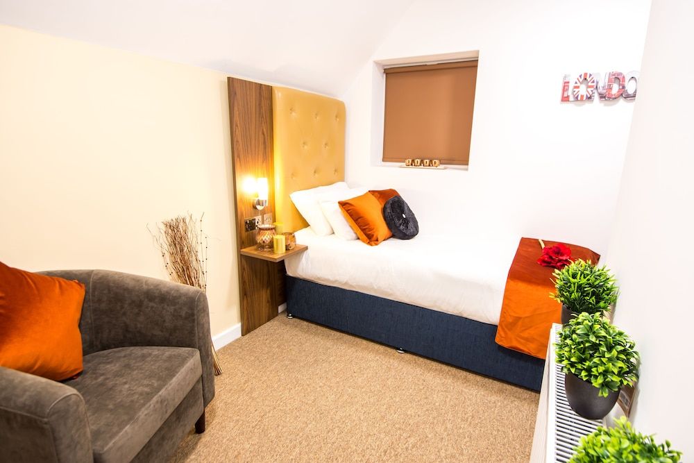 Trivelles Gatwick Standard Single Room, 1 Twin Bed