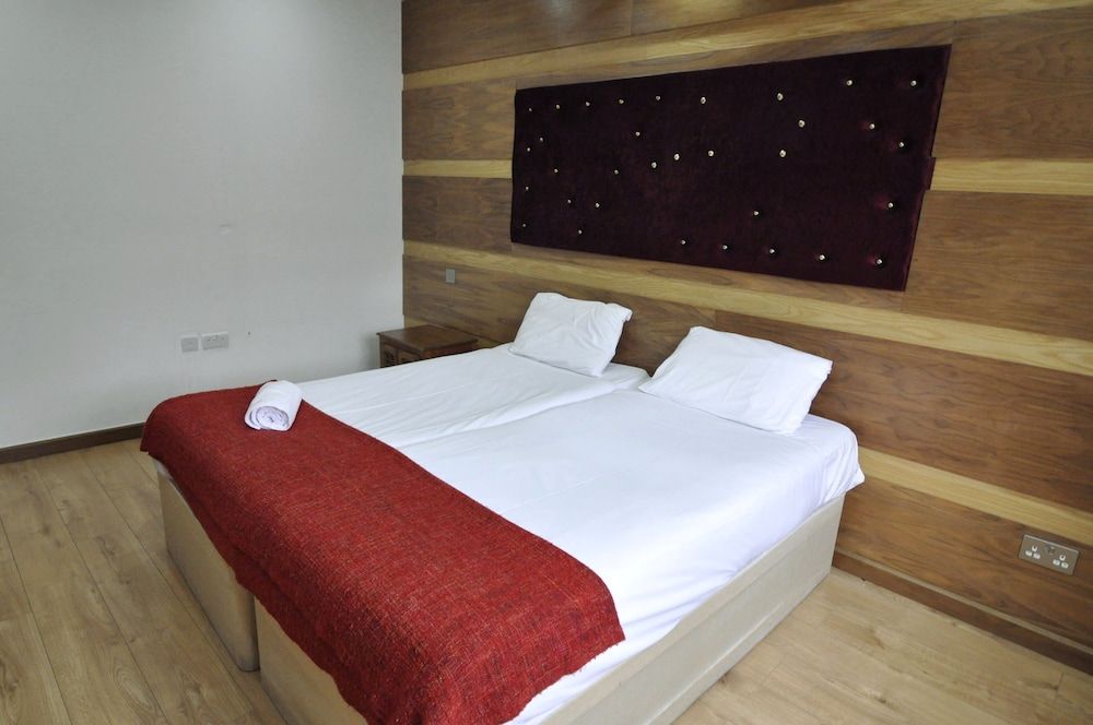 Kempsford House Apartments