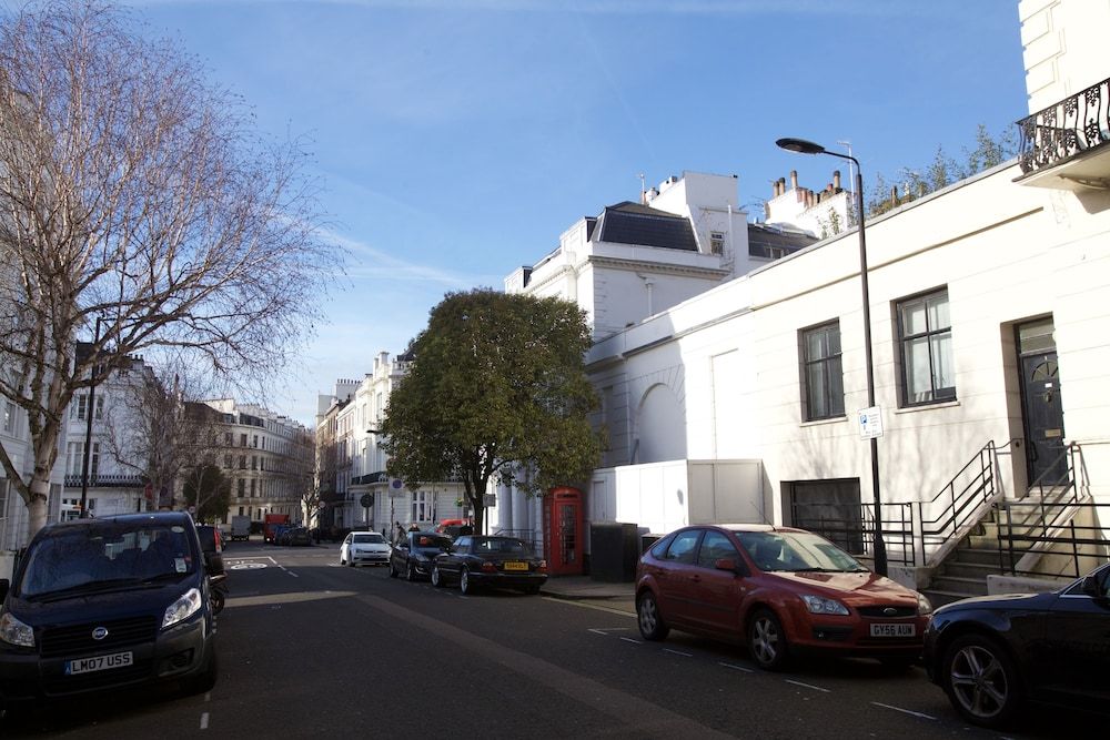 undefined A Place Like Home - Comfortable Apartment in Paddington 2