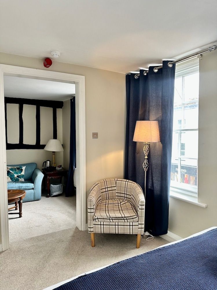 Angel Hotel Junior Suite 16