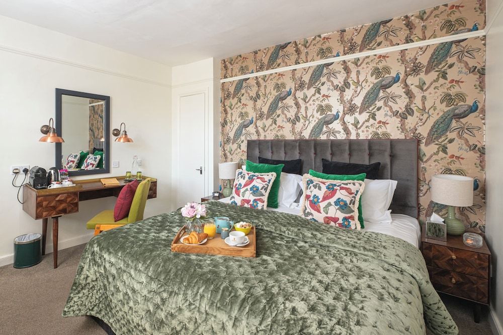 undefined Harington's Hotel 7