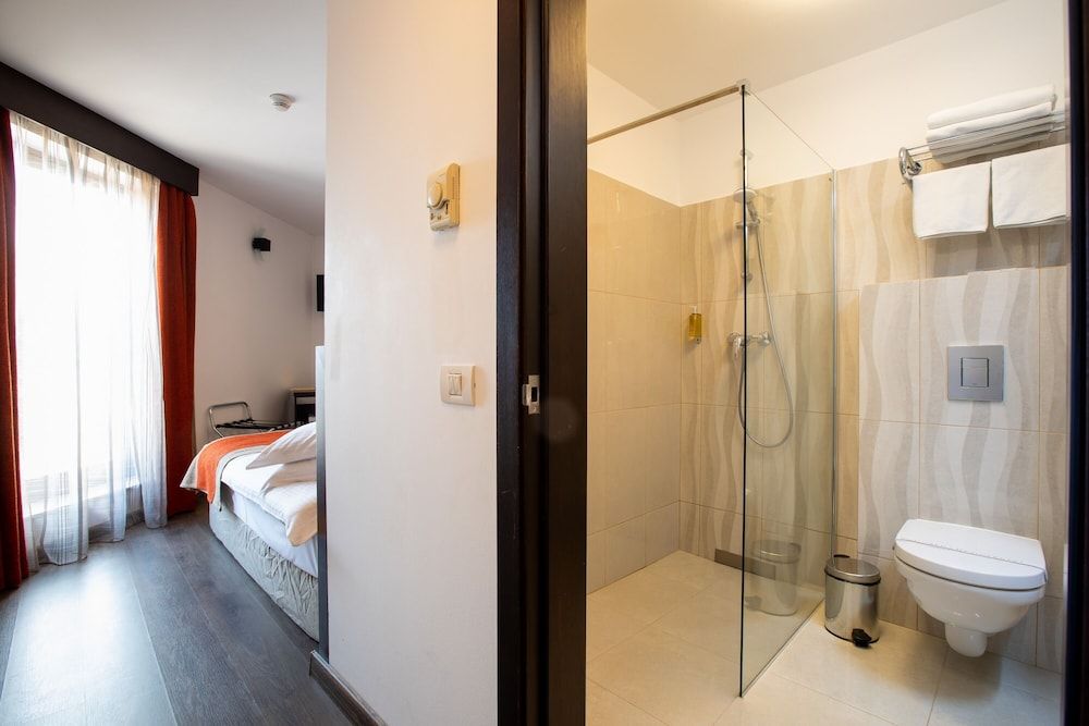 Hotel Duke Armeneasca Standard Double Room 8