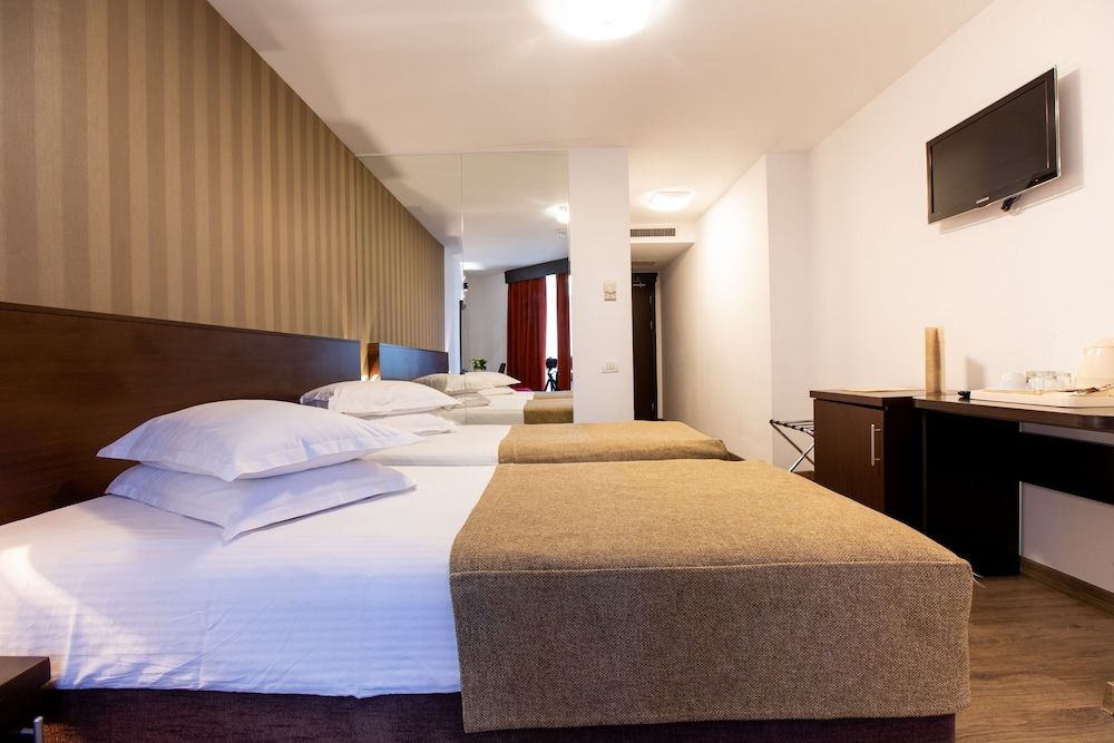 Hotel Duke Armeneasca Standard Twin Room, Balcony 3