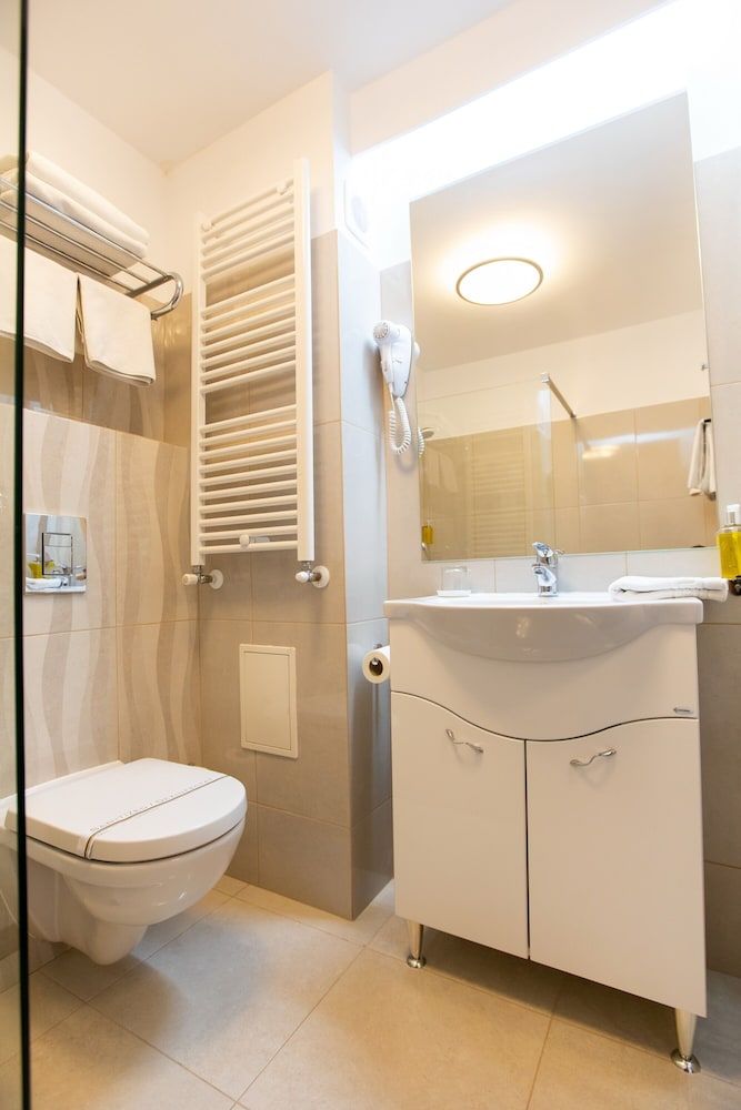 Hotel Duke Armeneasca Standard Twin Room, Balcony 8