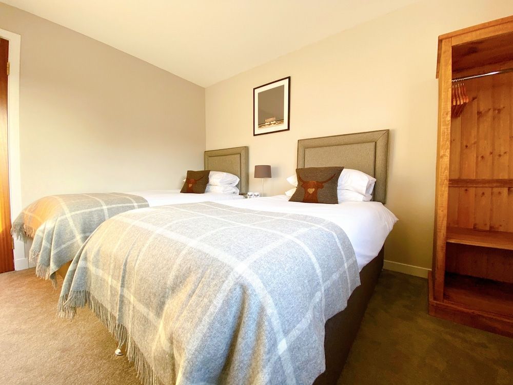 Cairngorm Guest House Twin Room 2