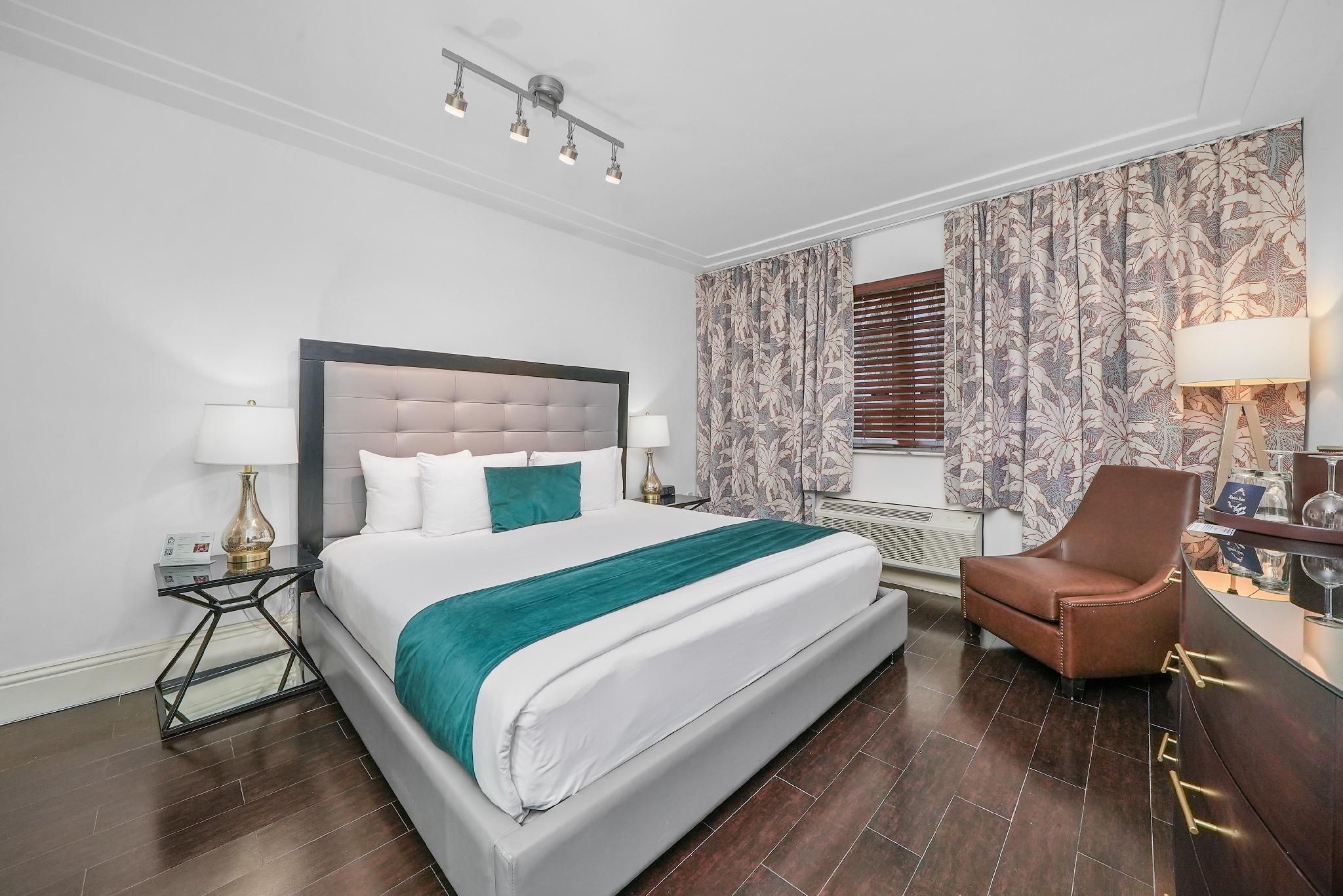 Riviera Hotel South Beach Classic Queen 2