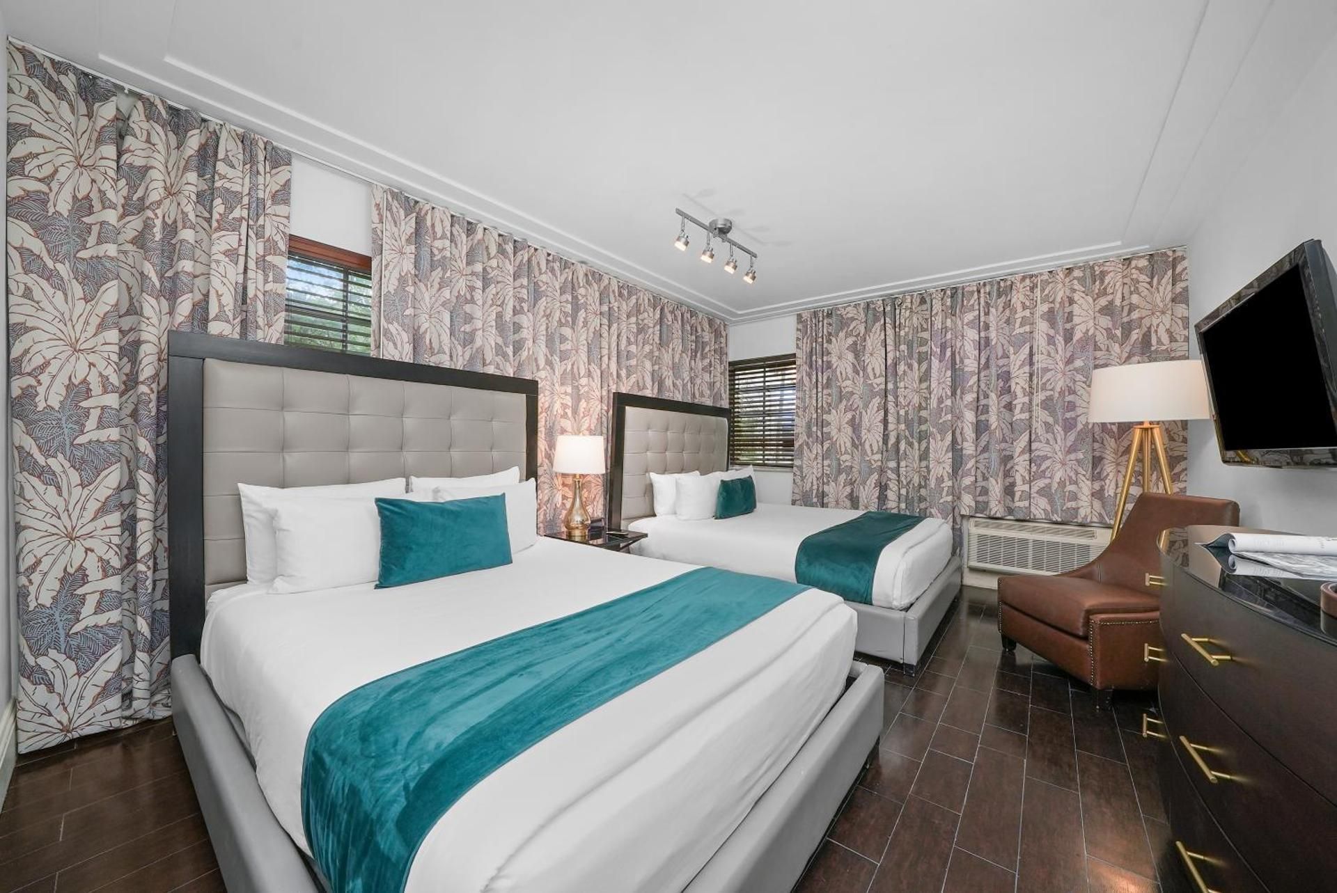 Accessible Classic Double Queen