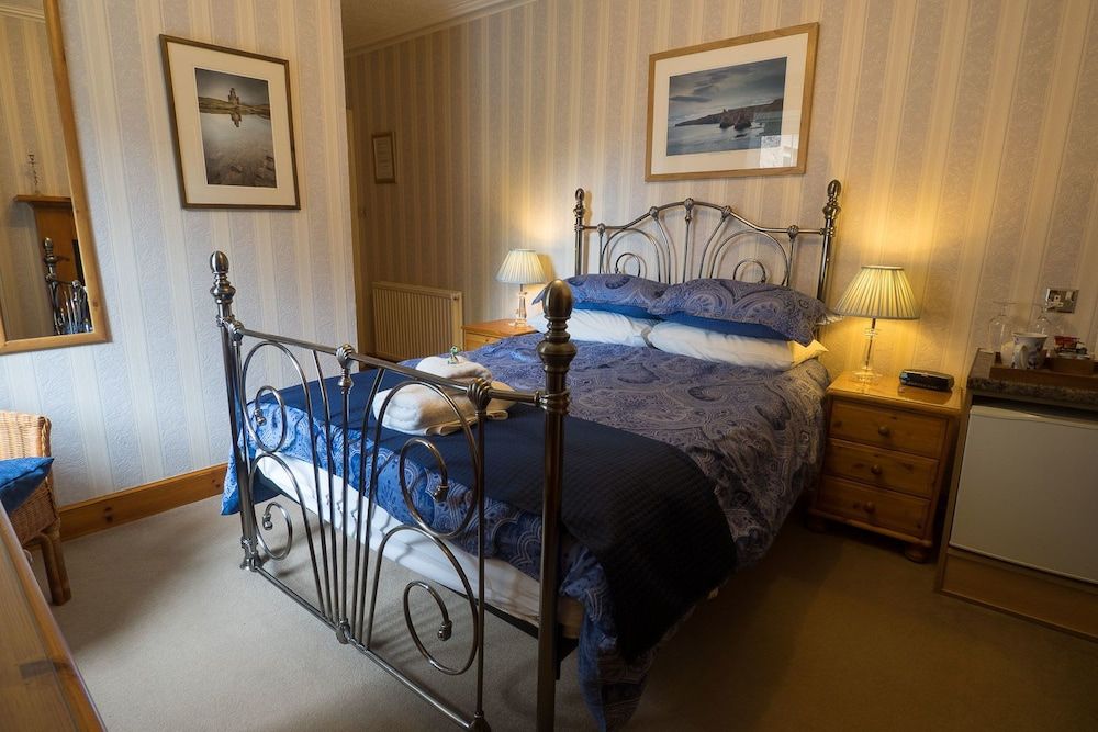 Dionard Guest House