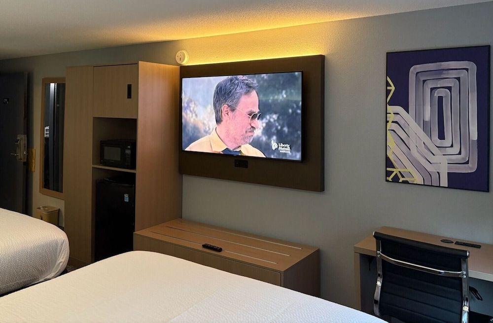 Room, 2 Queen Beds, Non Smoking