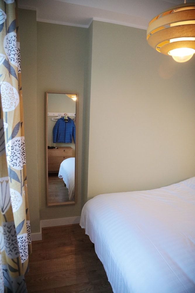 undefined Kings Cross Apartments 5