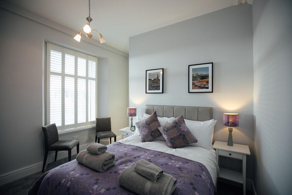 The Townhouse Standard Double Room, Ensuite, Sea View