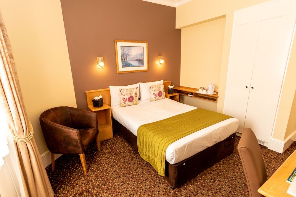 The Darlington Hyde Park Standard Double Room 4