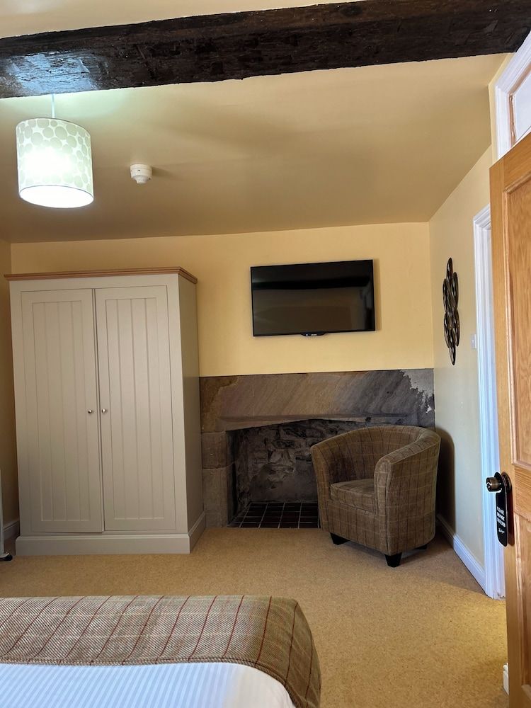 Moresby Hall Brereton Standard Double Room B&B (Upper Level) 3