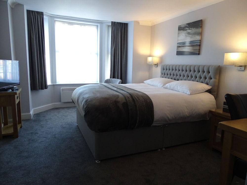 The Beeches Hotel and Leisure Club King Double Room 2