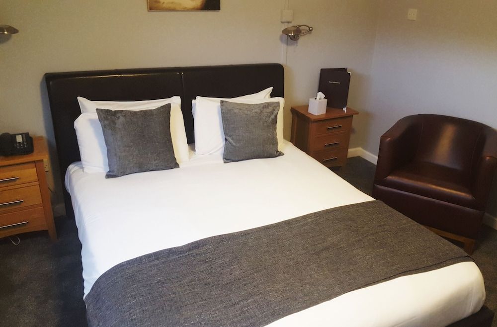 The Beeches Hotel and Leisure Club Queen Double Room 2