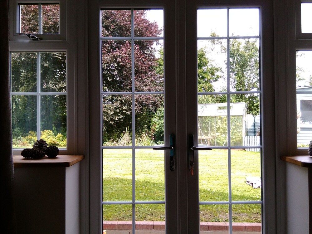 White Cottage B&B Deluxe Double or Twin Room, Ensuite, Garden View 2