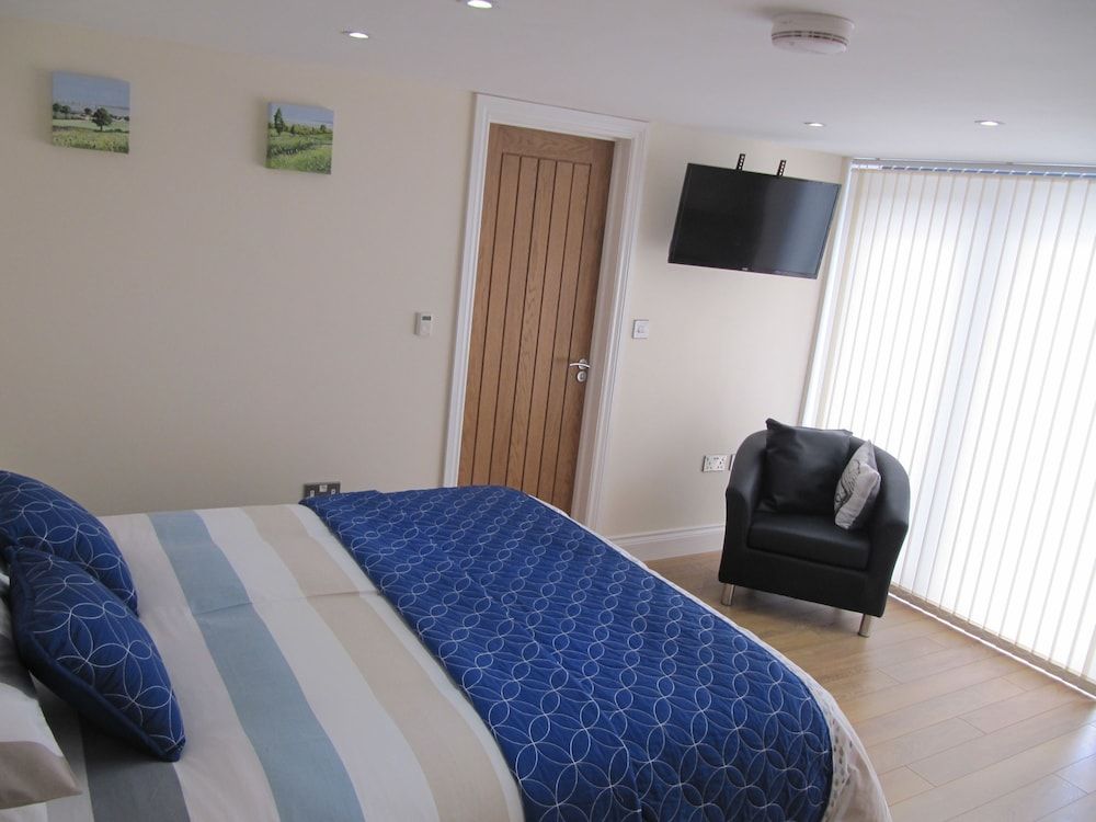 Double Room (Fleetview)