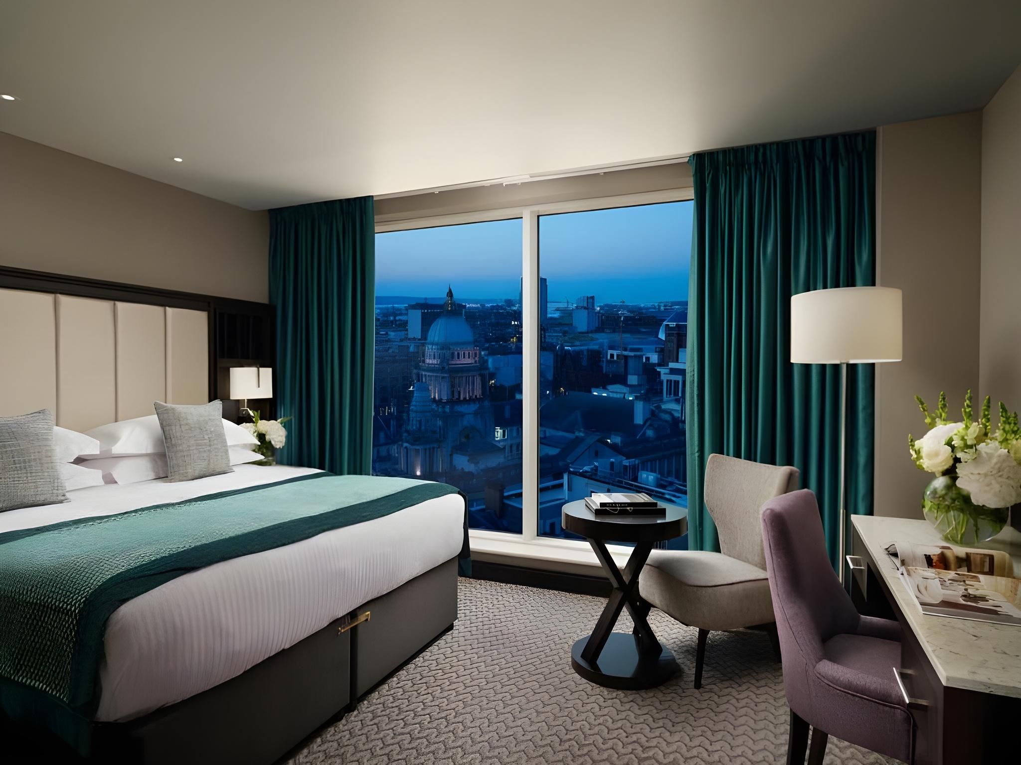 undefined Grand Central Hotel Belfast 10