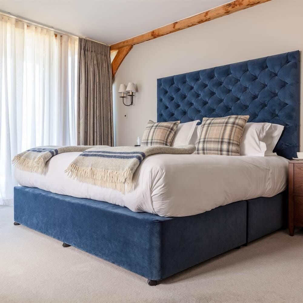 The Marquis Superior Room 2