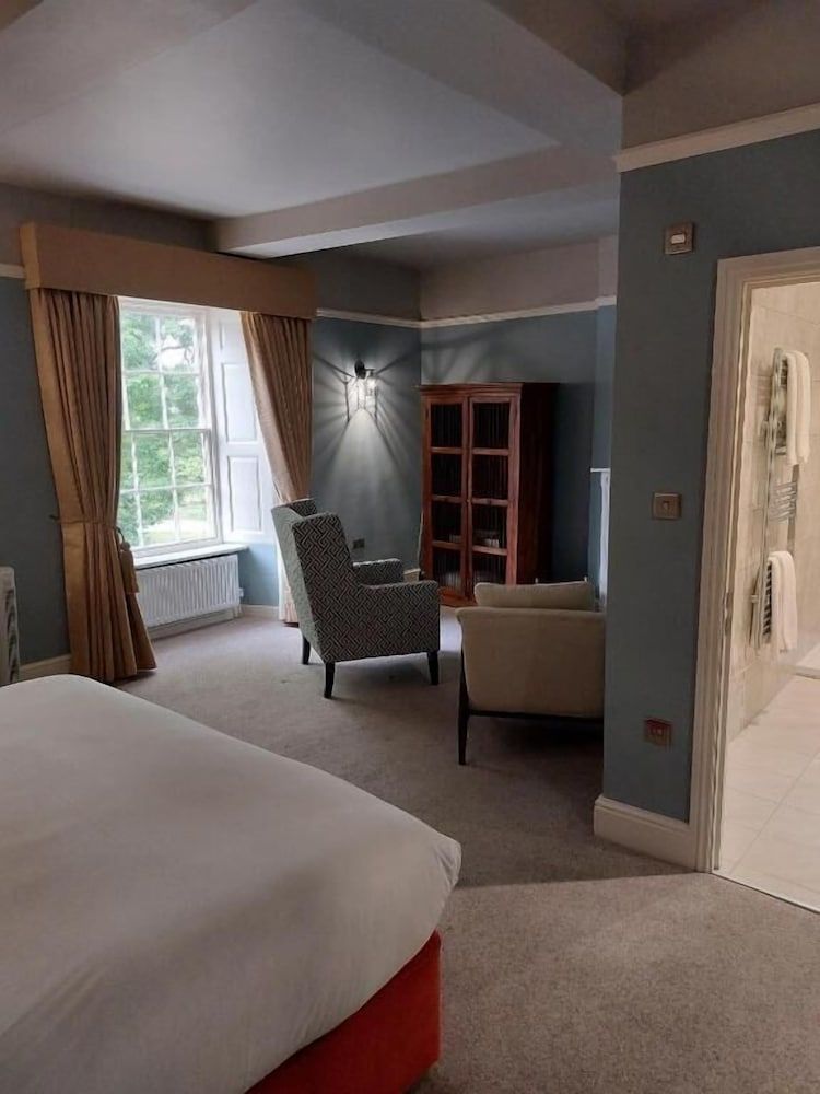 Owston Hall Hotel Junior Suite 8