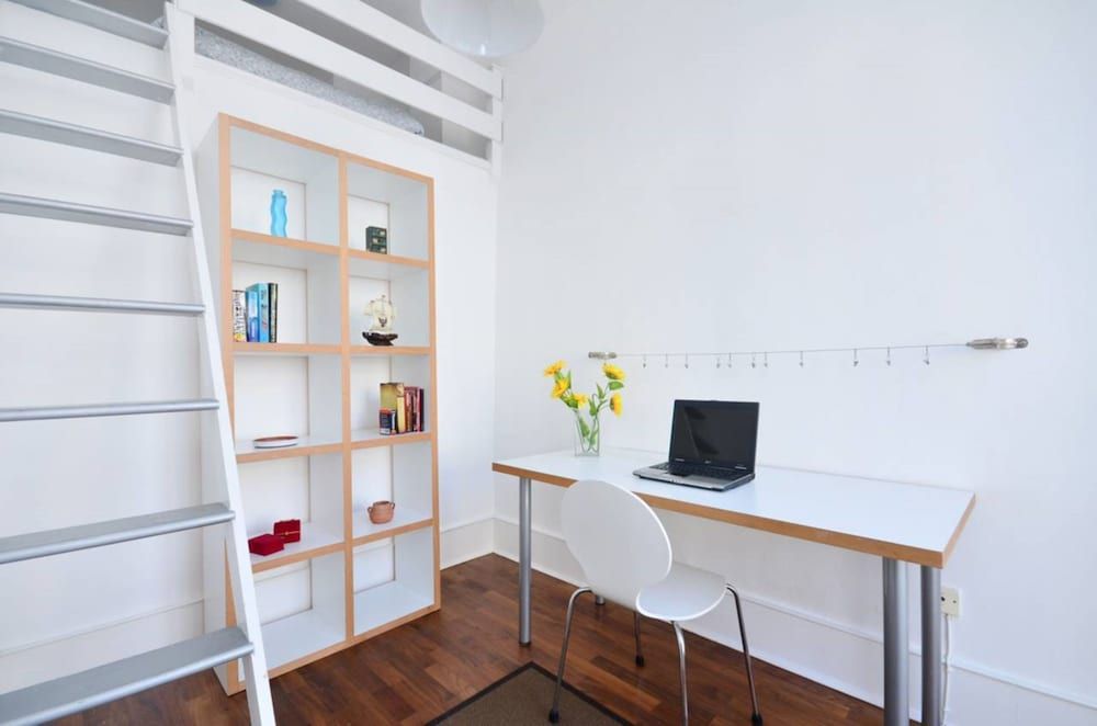 The Lancaster Apartment, 2 Bedrooms 13