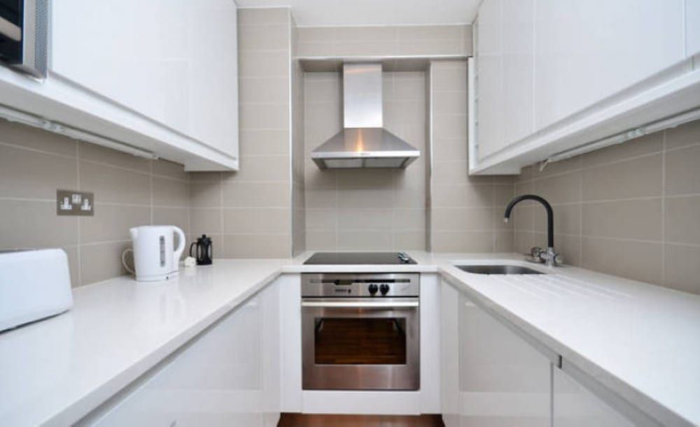 undefined The Lancaster 9