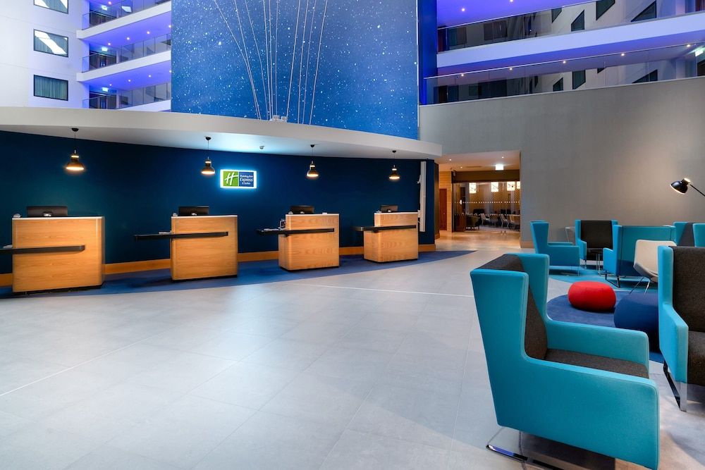undefined Holiday Inn Express London Heathrow T4 by IHG