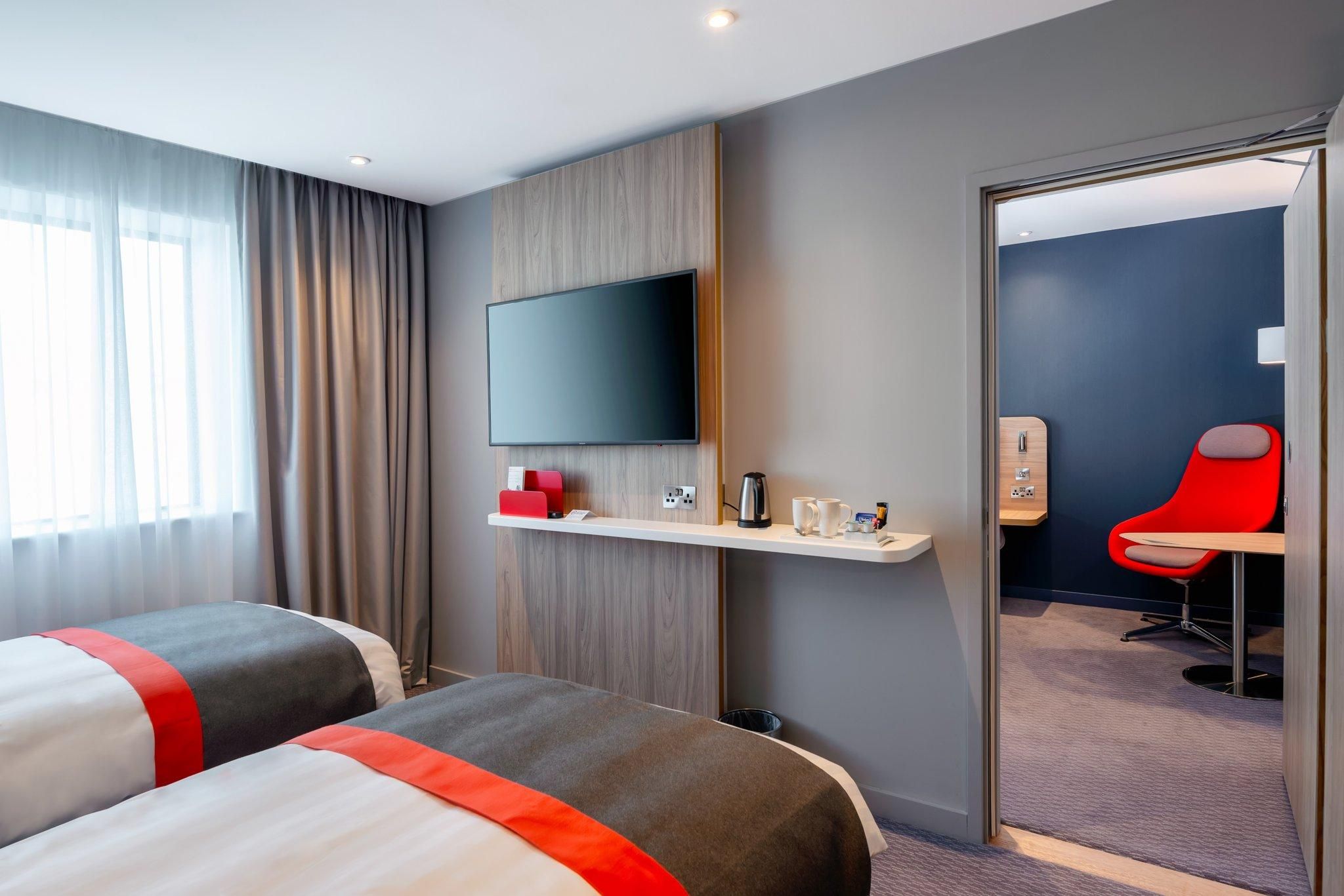 undefined Holiday Inn Express London Heathrow T4 by IHG 6