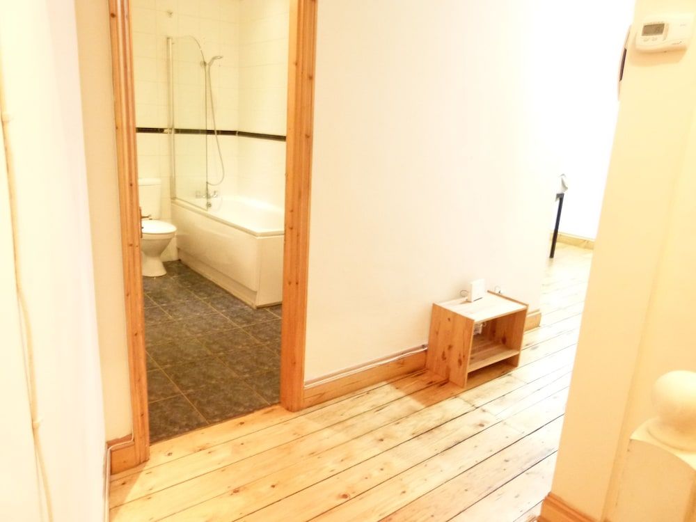 SS Property Hub - Family Apartment Kensington Apartment, 2 Bedrooms 19