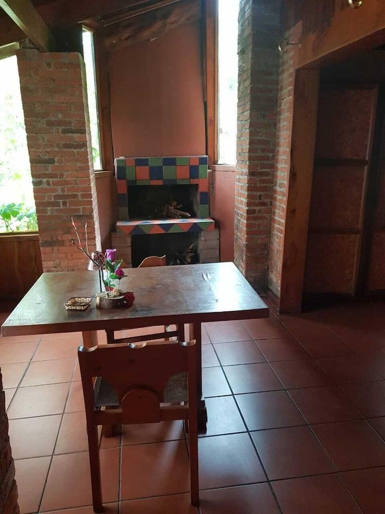 Hotel El Portico Romantic Cabin, 1 Queen Bed, Fireplace, Garden View 4