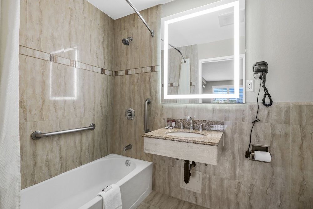 Motel Mediteran Escondido Economy Single Room, 1 King Bed 5