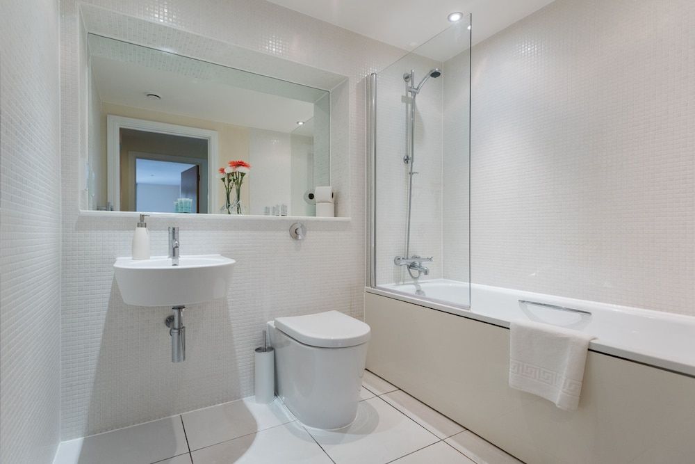 Cobalt Peach Tree Classic Apartment, 2 Bedrooms 13