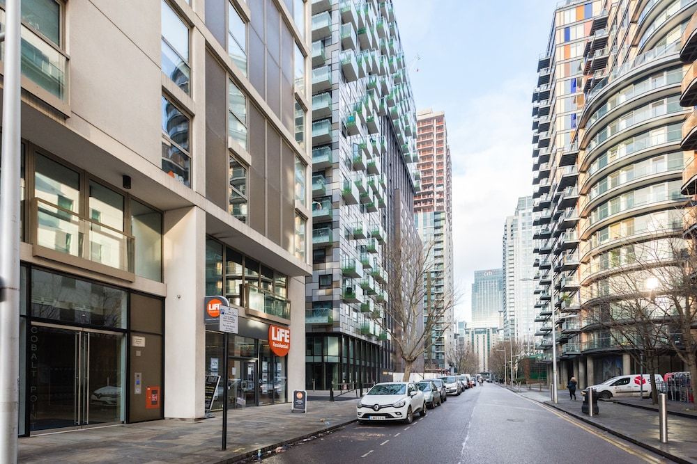 undefined Cobalt Peach Tree 2