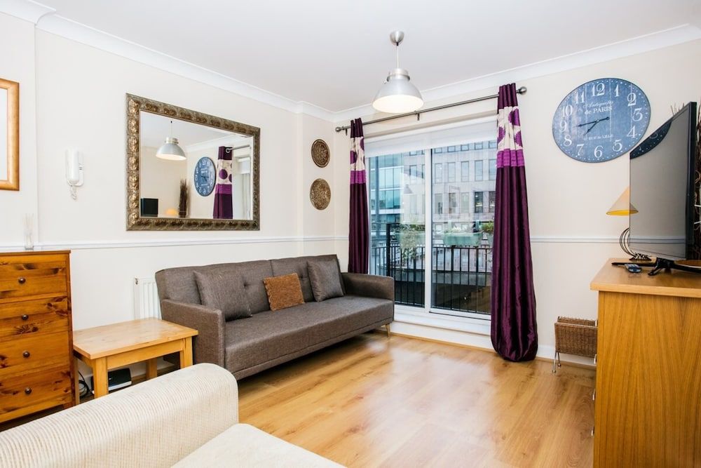 undefined 1 Bedroom Apartment near St. Paul's Cathedral 2